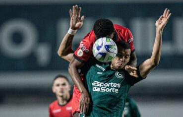Athletico-PR marca primeiro, mas cede empate ao Goiás no Brasileirão