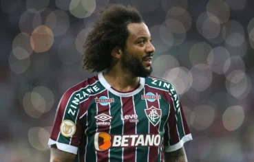Desfalque Importante: Marcelo Suspenso para as Quartas de Final da Libertadores pelo Fluminense