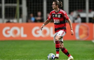 Flamengo não contará com Filipe Luís e Léo Pereira no confronto contra o Olimpia.